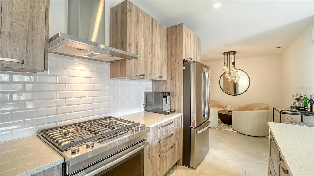 635 S Orange Avenue Sarasota FL 34236