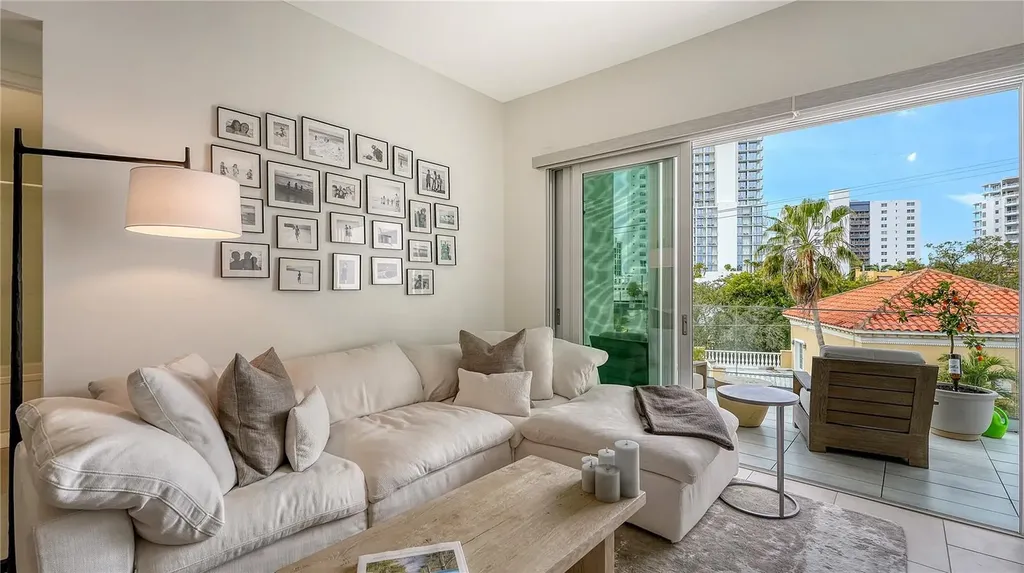 635 S Orange Avenue Sarasota FL 34236