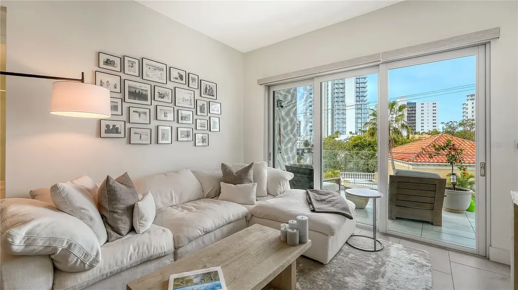 635 S Orange Avenue Sarasota FL 34236