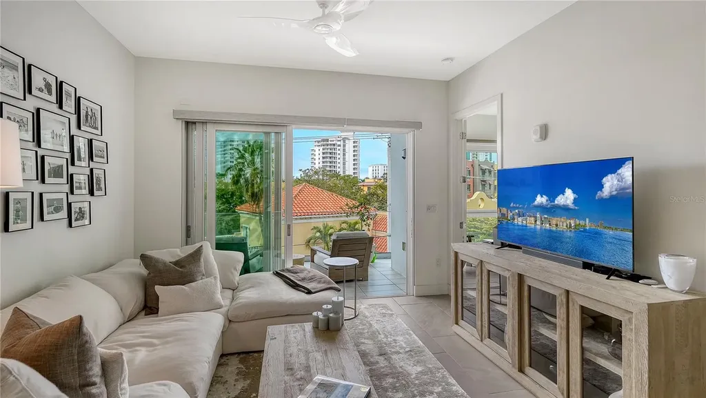 635 S Orange Avenue Sarasota FL 34236