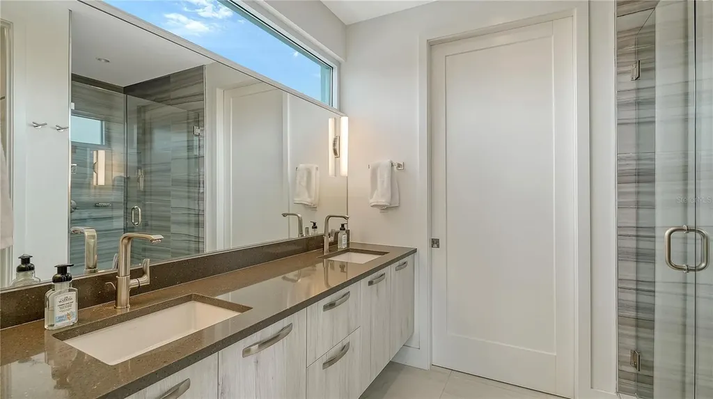 635 S Orange Avenue Sarasota FL 34236