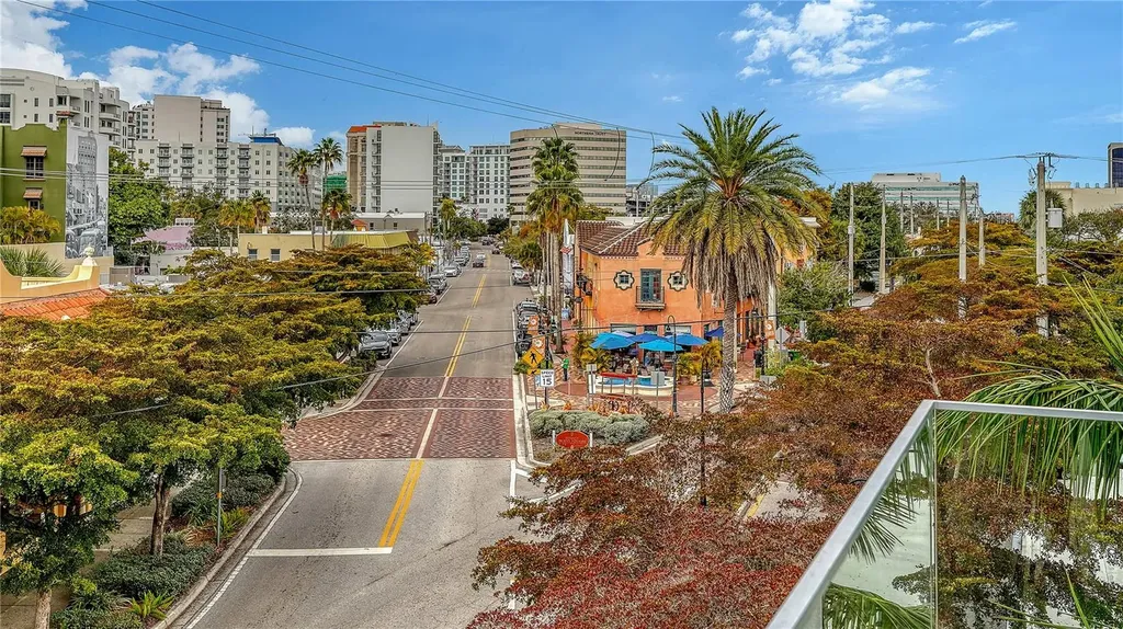 635 S Orange Avenue Sarasota FL 34236