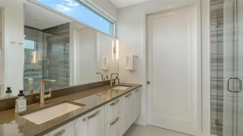 635 S Orange Avenue Sarasota FL 34236