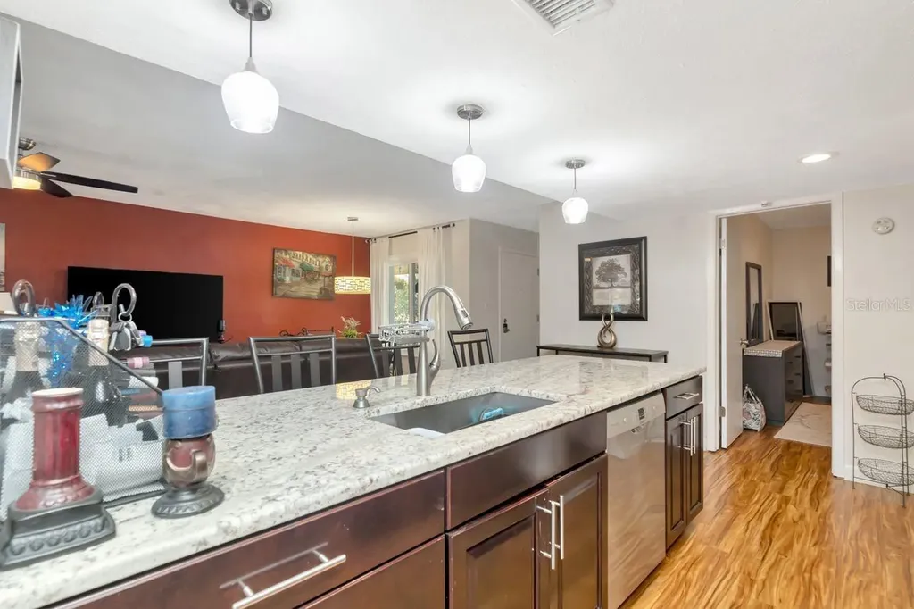3765 41st Street S St Petersburg FL 33711