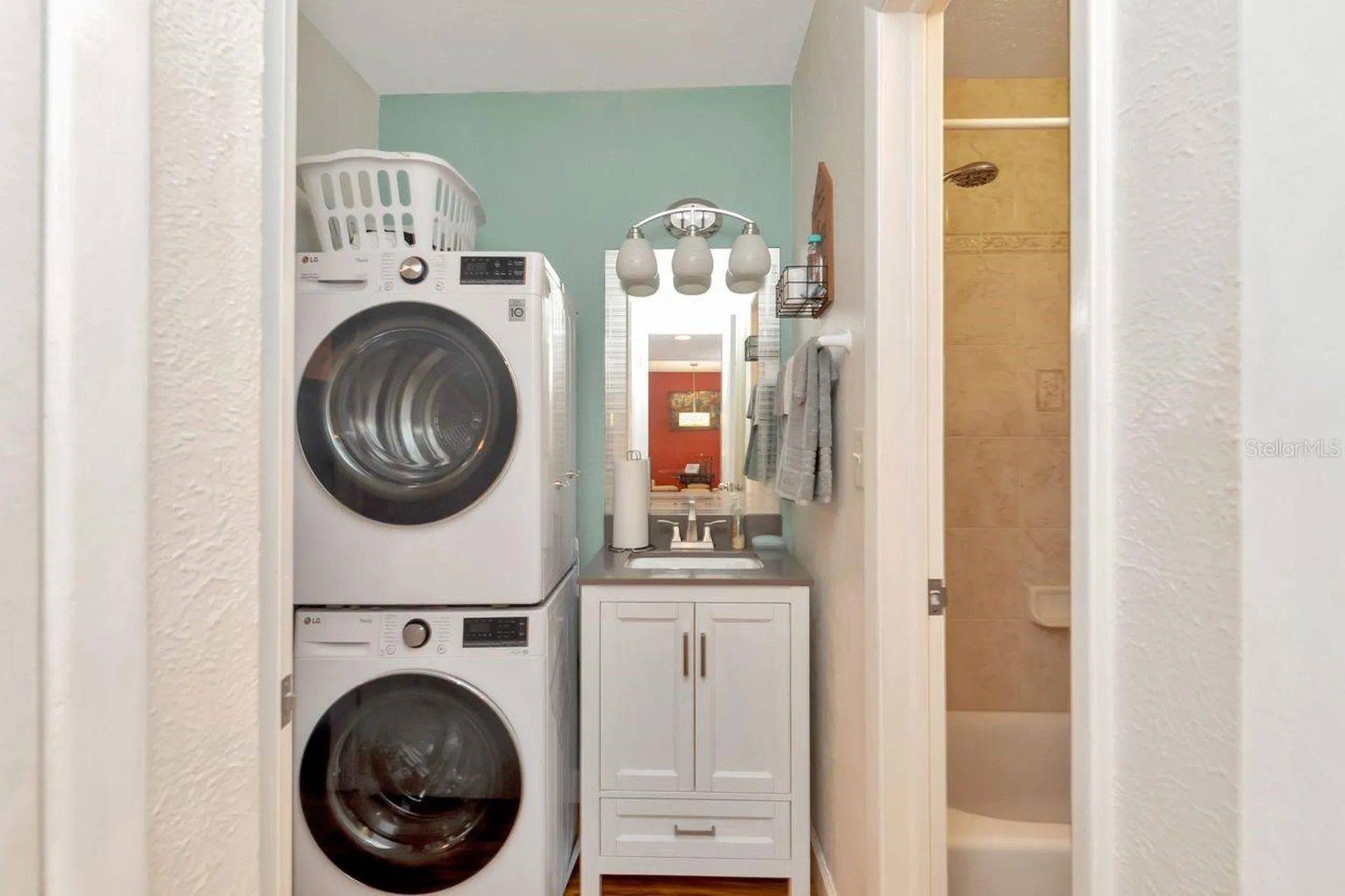 3765 41st Street S St Petersburg FL 33711