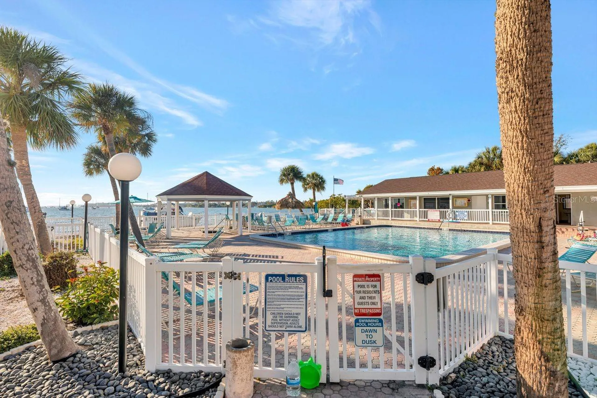 3765 41st Street S St Petersburg FL 33711