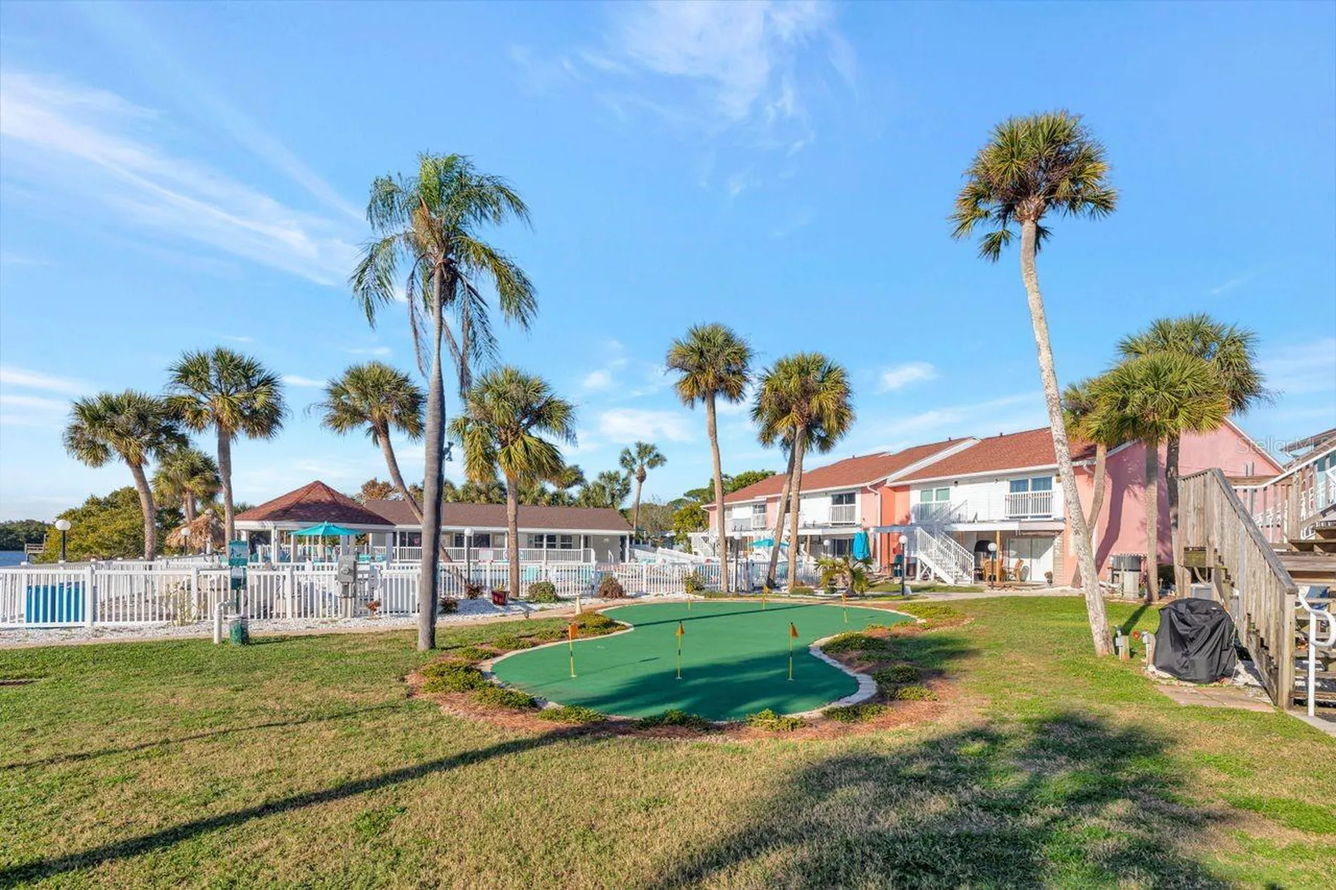 3765 41st Street S St Petersburg FL 33711