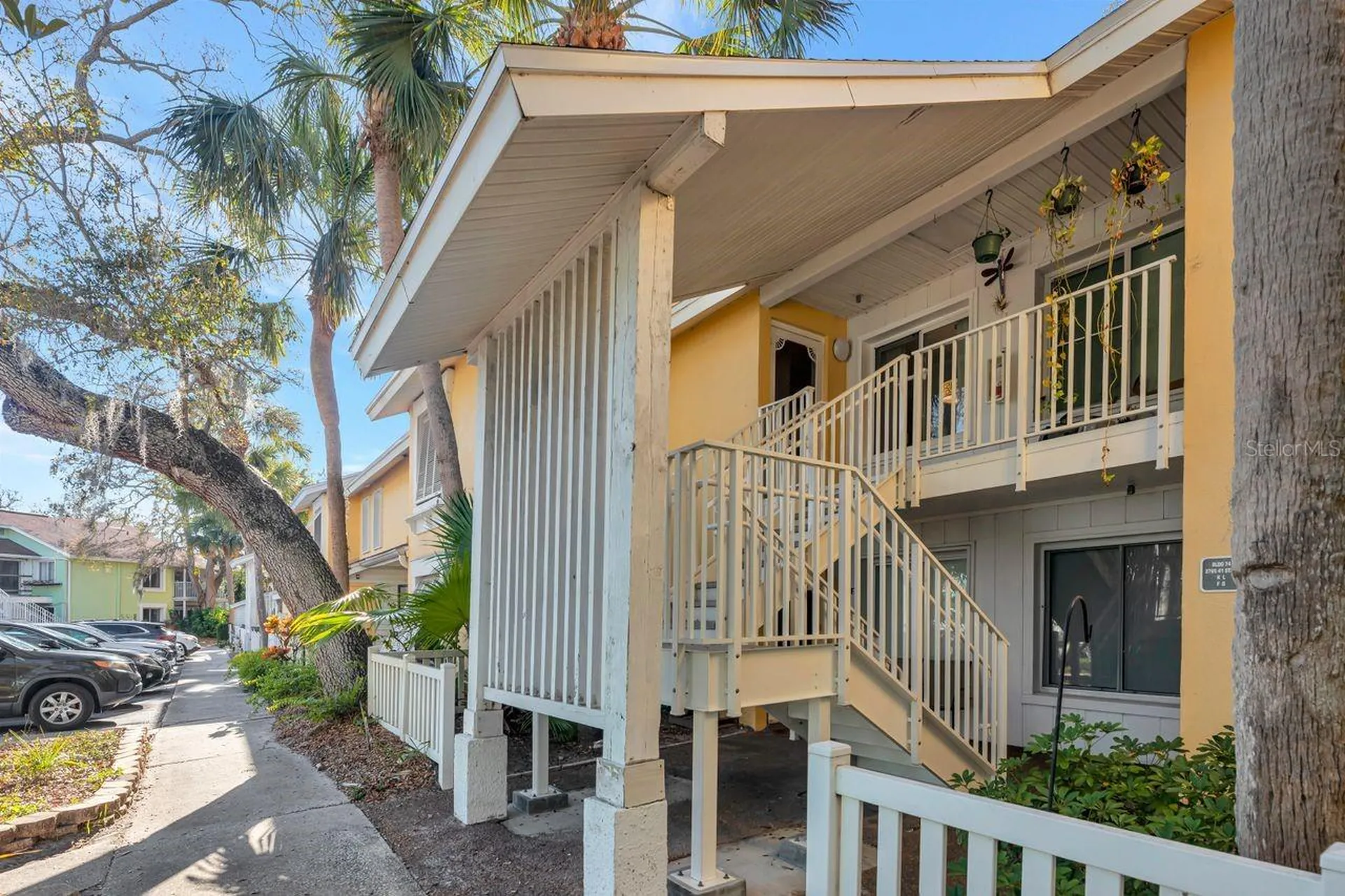 3765 41st Street S St Petersburg FL 33711