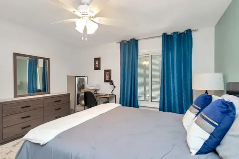3765 41st Street S St Petersburg FL 33711