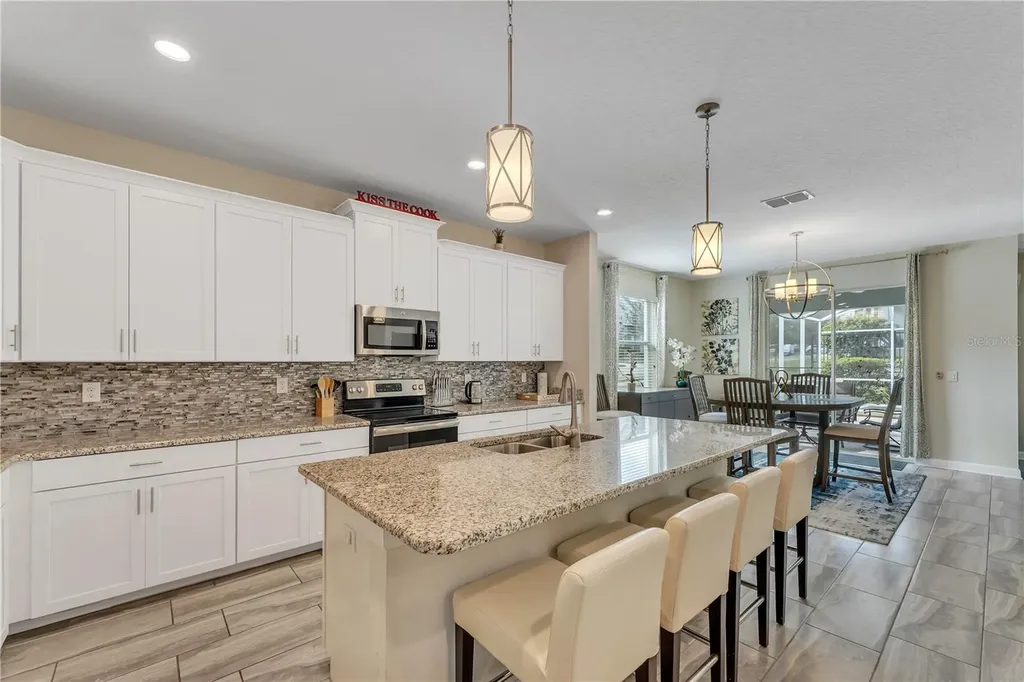 1592 Flange Drive Davenport FL 33896