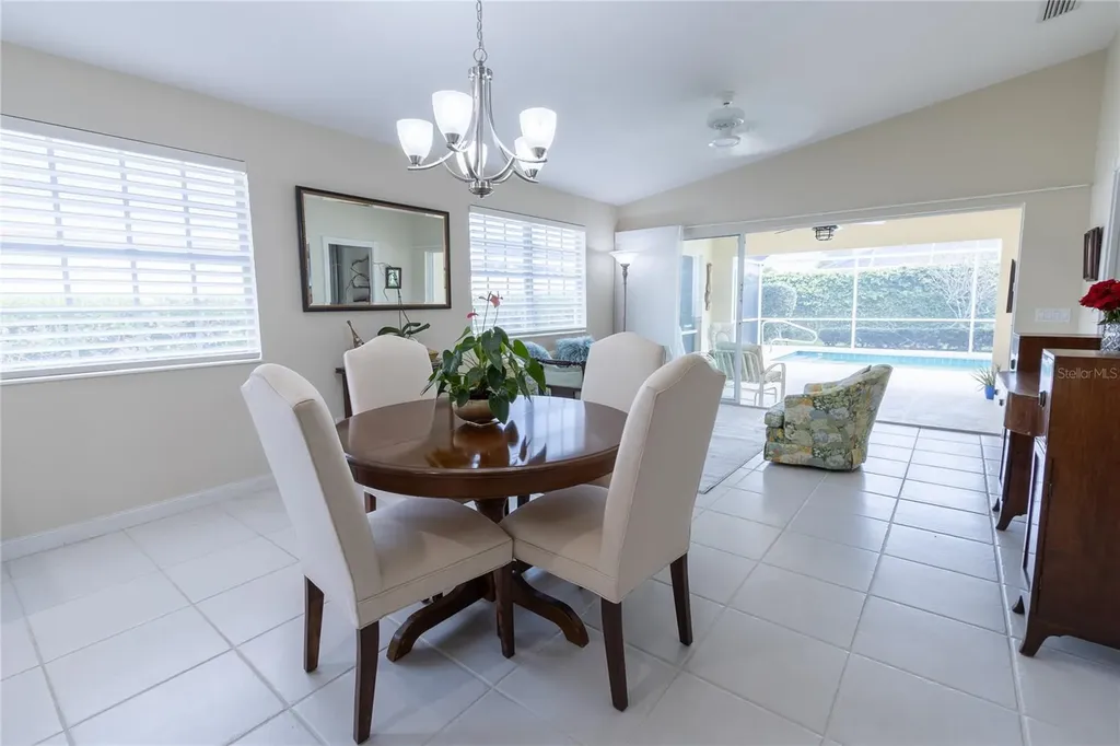8876 Estepona Court Sarasota FL 34238