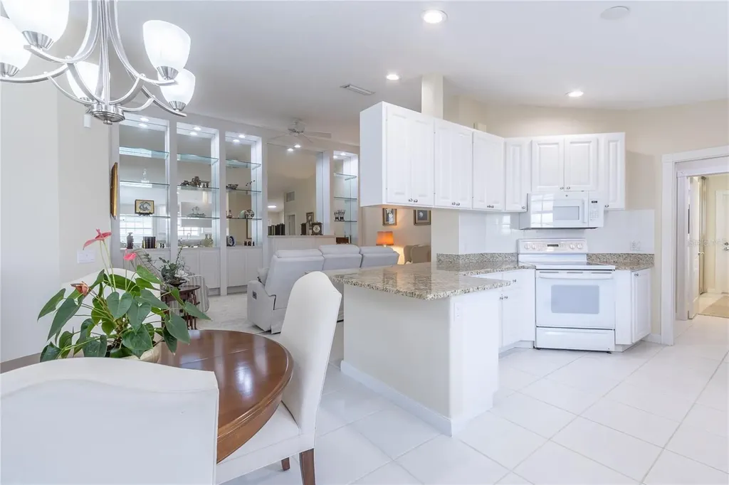 8876 Estepona Court Sarasota FL 34238