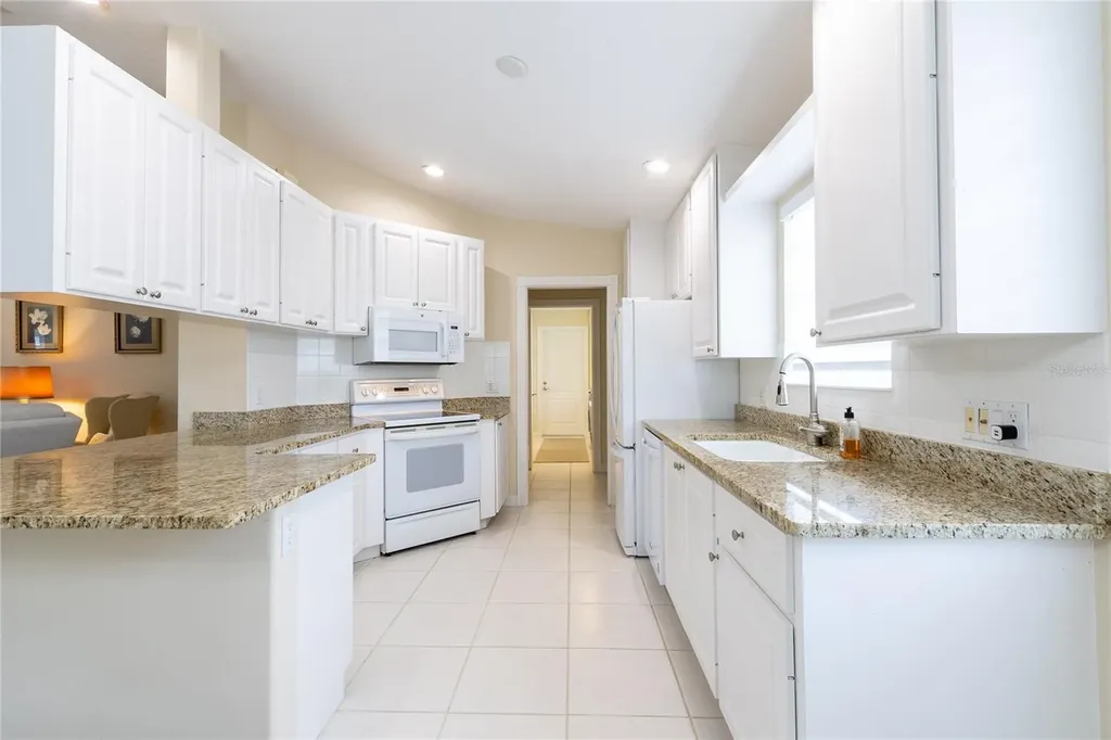8876 Estepona Court Sarasota FL 34238