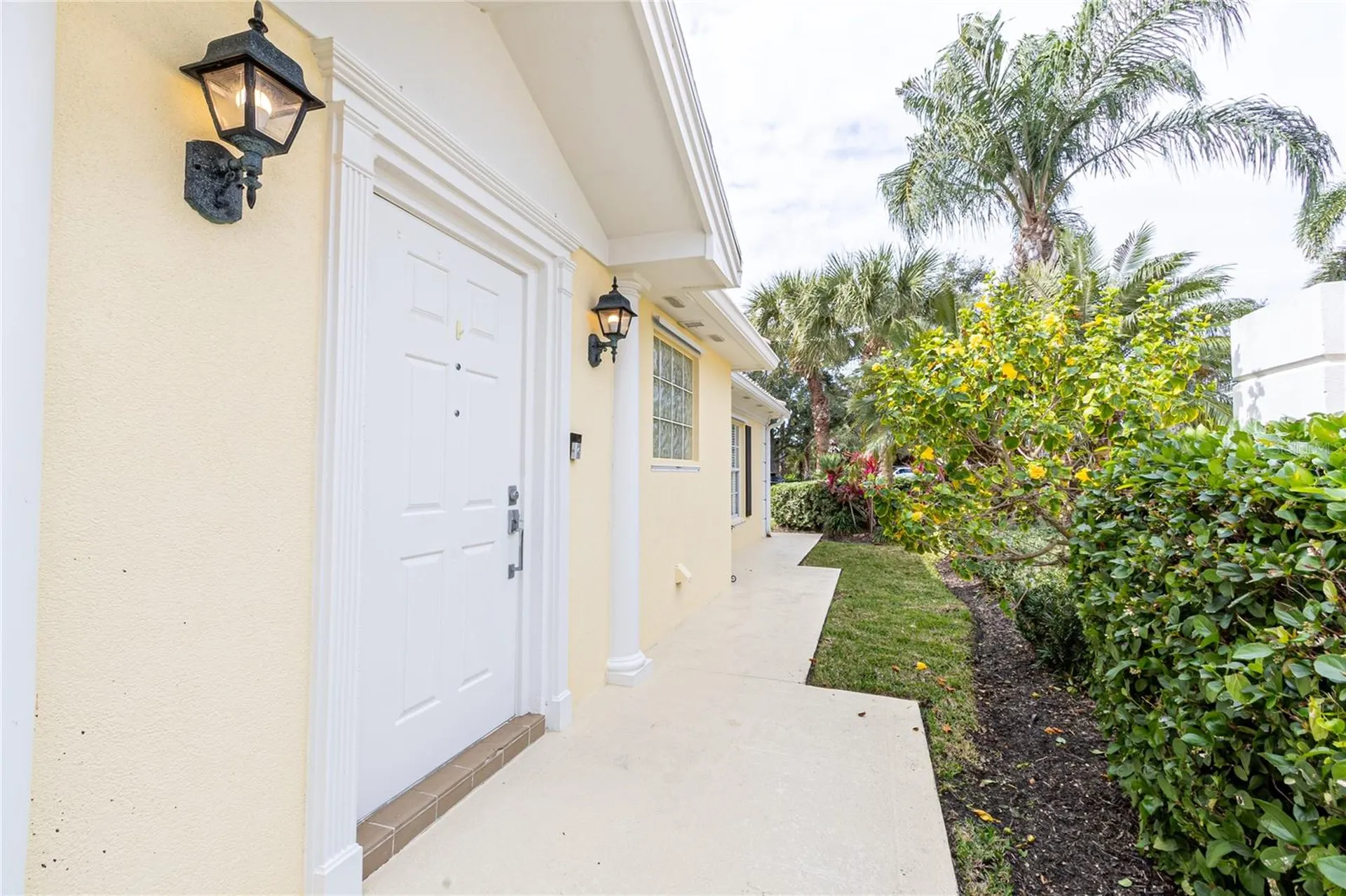 8876 Estepona Court Sarasota FL 34238