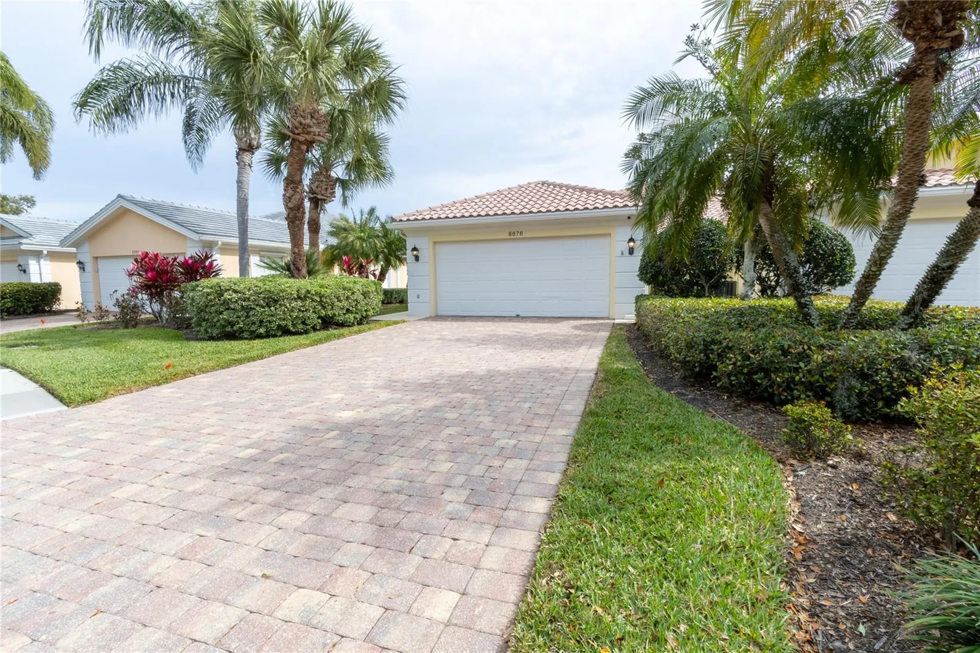 8876 Estepona Court Sarasota FL 34238