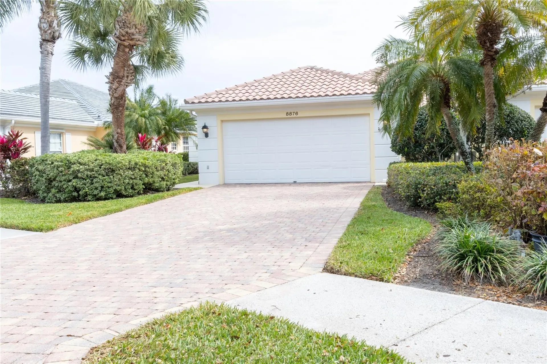 8876 Estepona Court Sarasota FL 34238