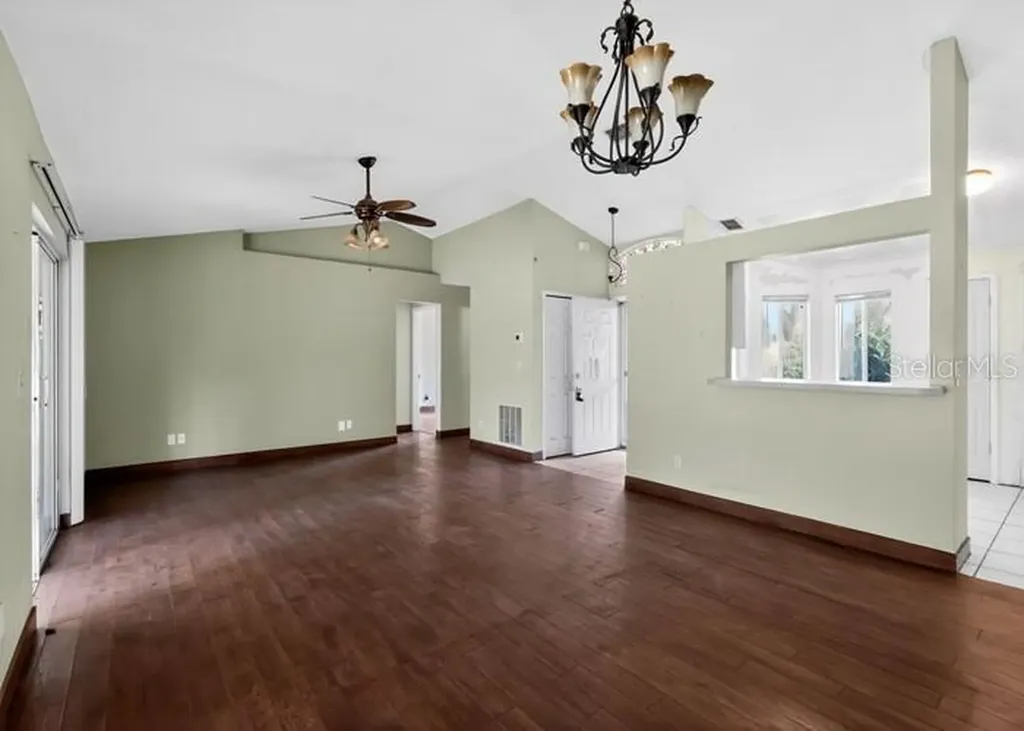 508 S Bloxam Avenue Minneola FL 34715
