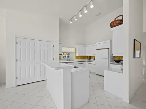 3459 Byron Lane Longboat Key FL 34228