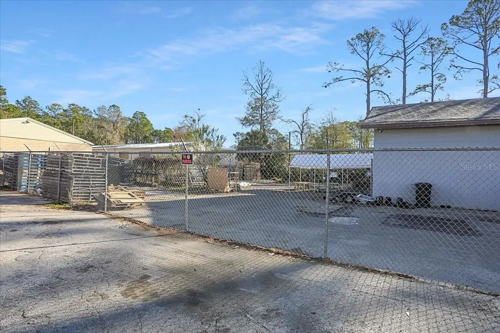 2300 NW 71st Place Gainesville FL 32653