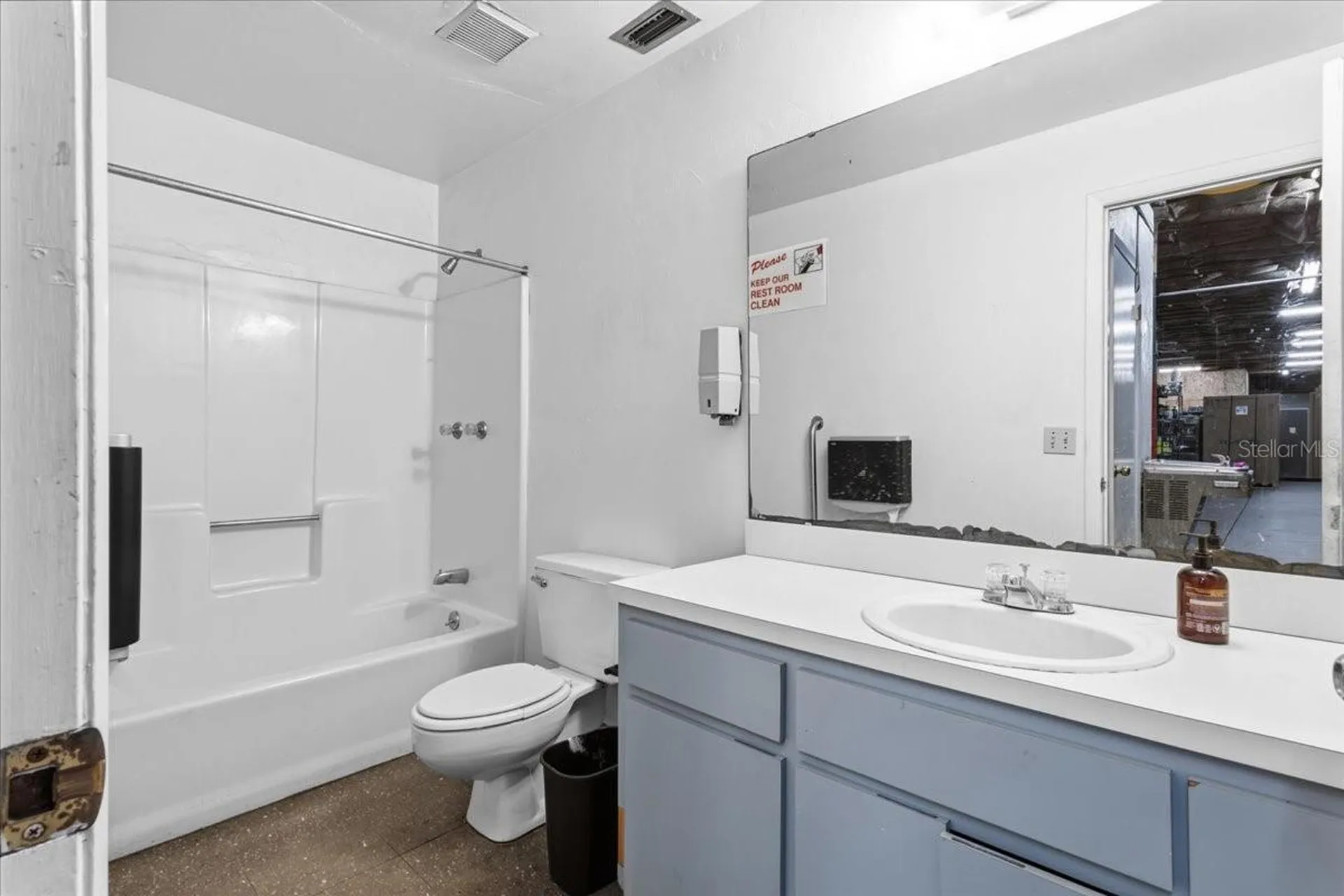2300 NW 71st Place Gainesville FL 32653