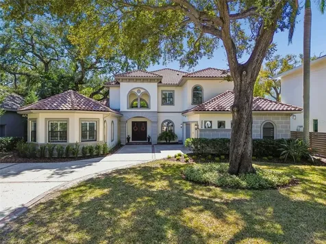 2906 W Hawthorne Road Tampa FL 33611