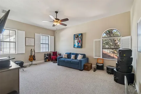 2906 W Hawthorne Road Tampa FL 33611
