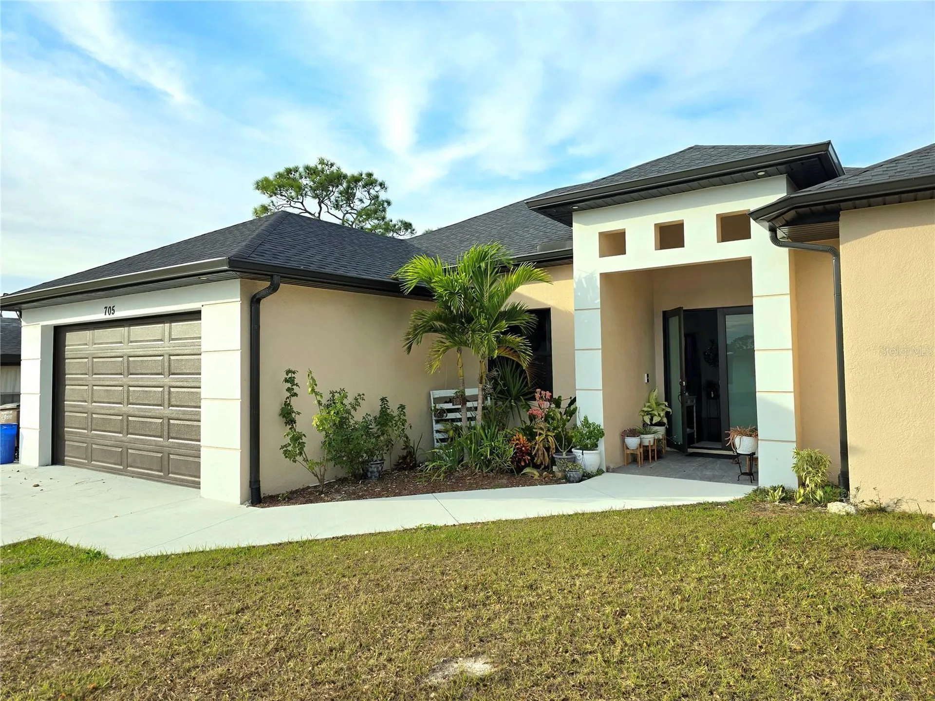 705 Harding Lane Lehigh Acres FL 33936