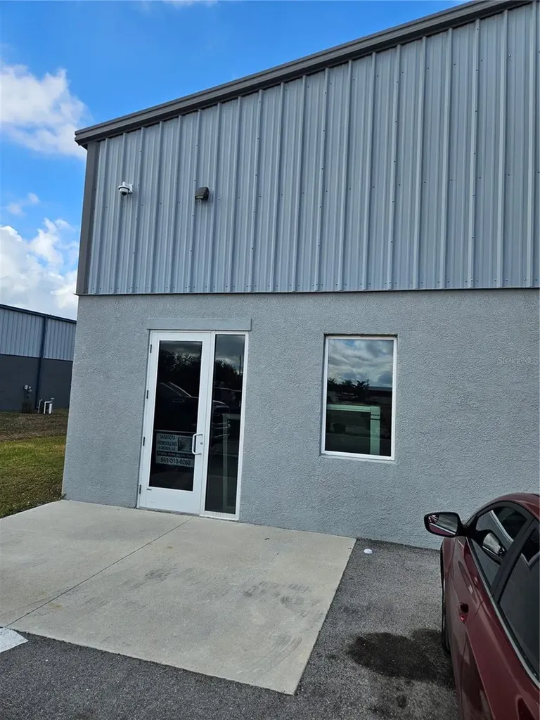 7224 22nd Street E Sarasota FL 34243