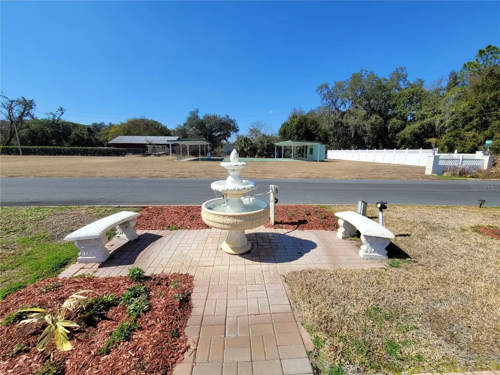39438 Rockford Avenue Zephyrhills FL 33542