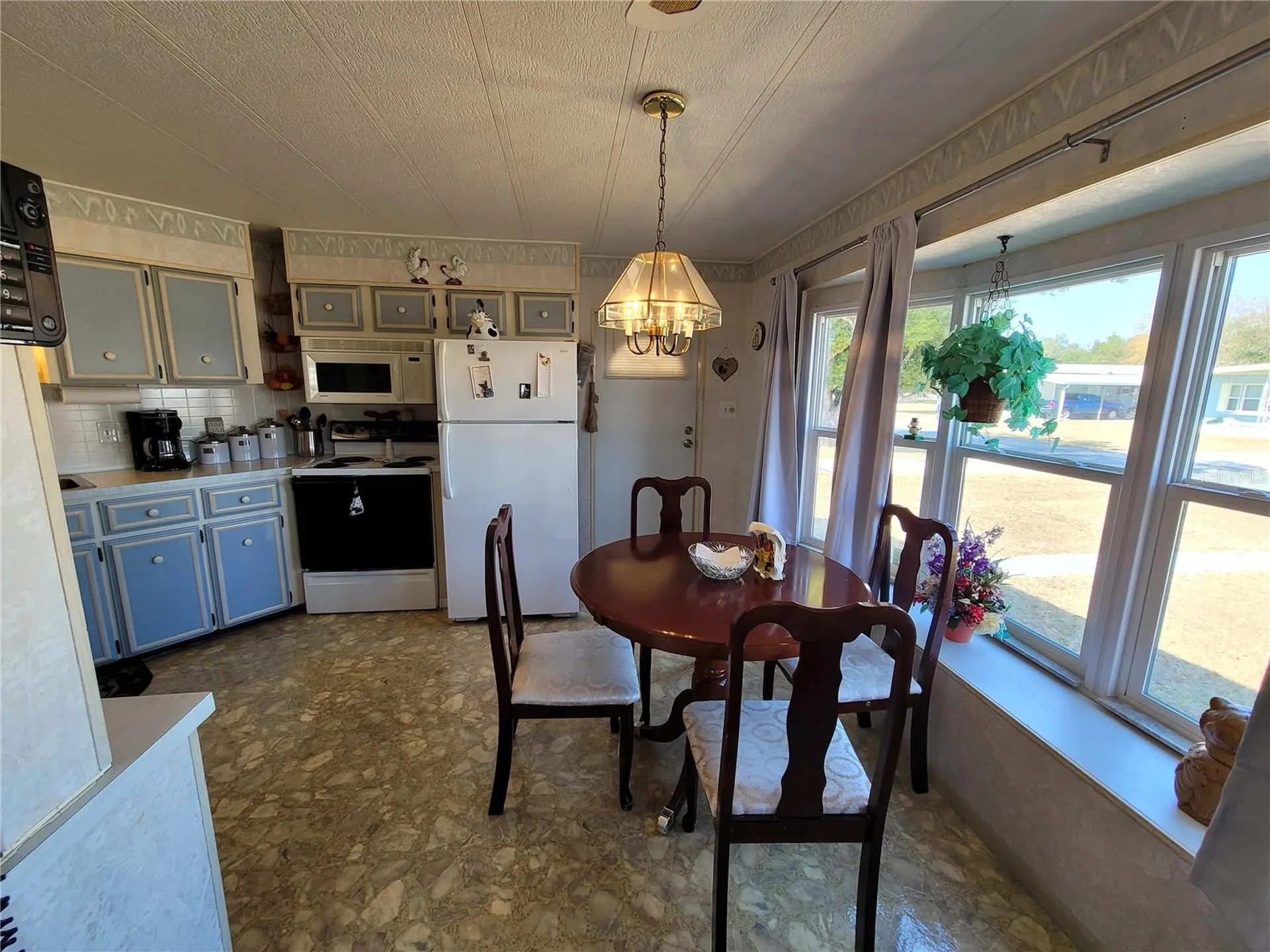 39438 Rockford Avenue Zephyrhills FL 33542