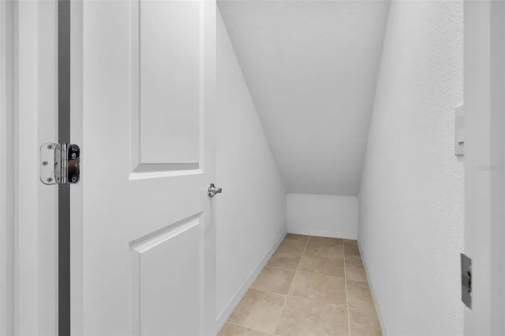 9644 Summers Cay Circle Thonotosassa FL 33592
