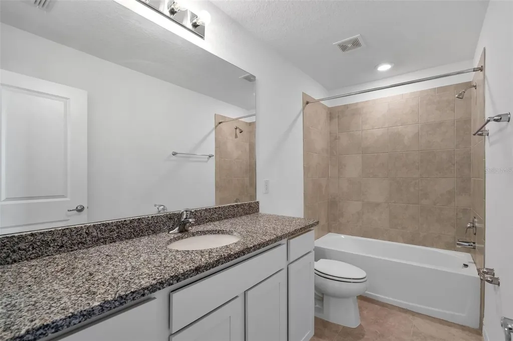 9644 Summers Cay Circle Thonotosassa FL 33592