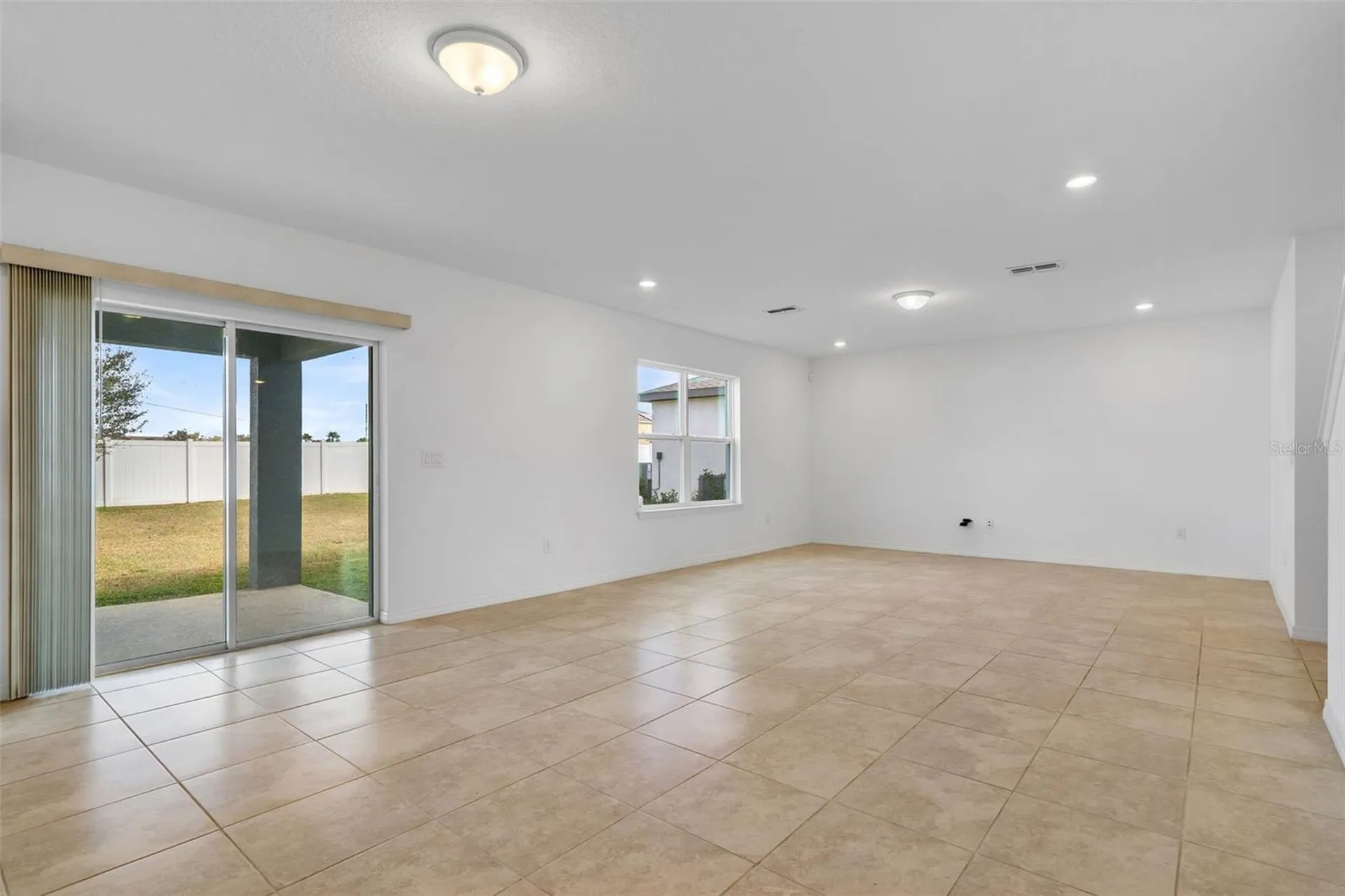 9644 Summers Cay Circle Thonotosassa FL 33592