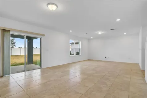 9644 Summers Cay Circle Thonotosassa FL 33592