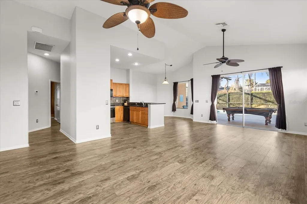 957 Tuscan Hills Boulevard Davenport FL 33897