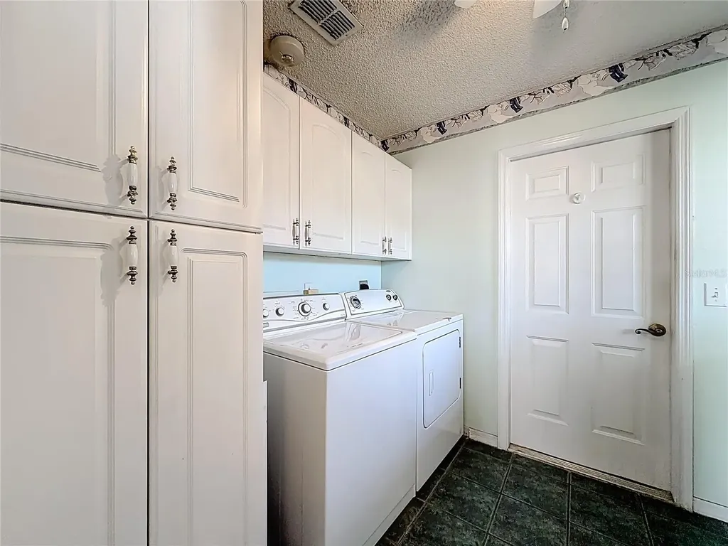 1109 Saldivar Road The Villages FL 32159