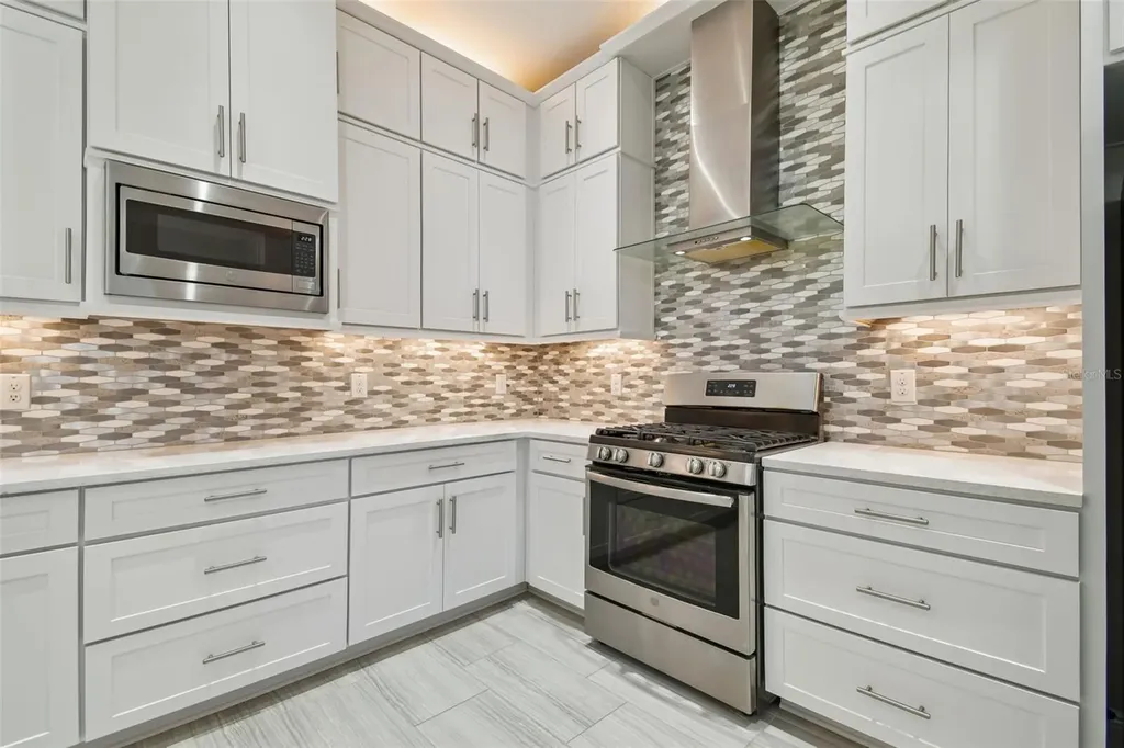 30578 Ceasar Park Drive Wesley Chapel FL 33543