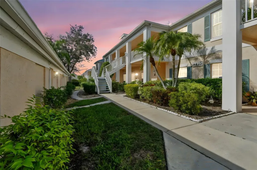 4210 Caddie Drive E Bradenton FL 34203