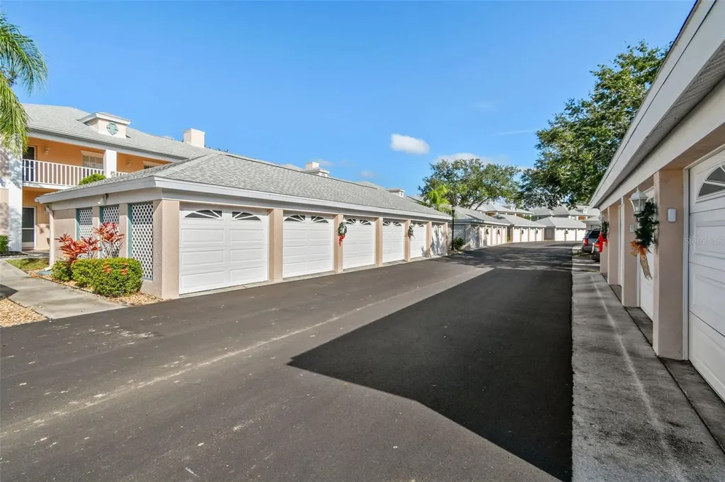 4210 Caddie Drive E Bradenton FL 34203
