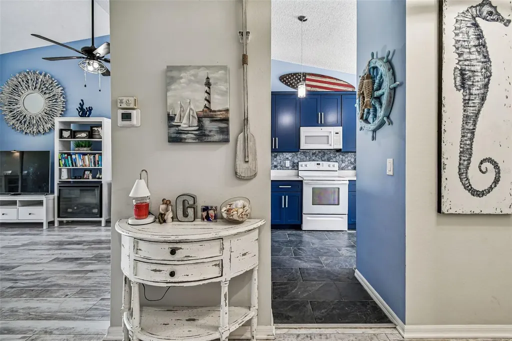 4210 Caddie Drive E Bradenton FL 34203