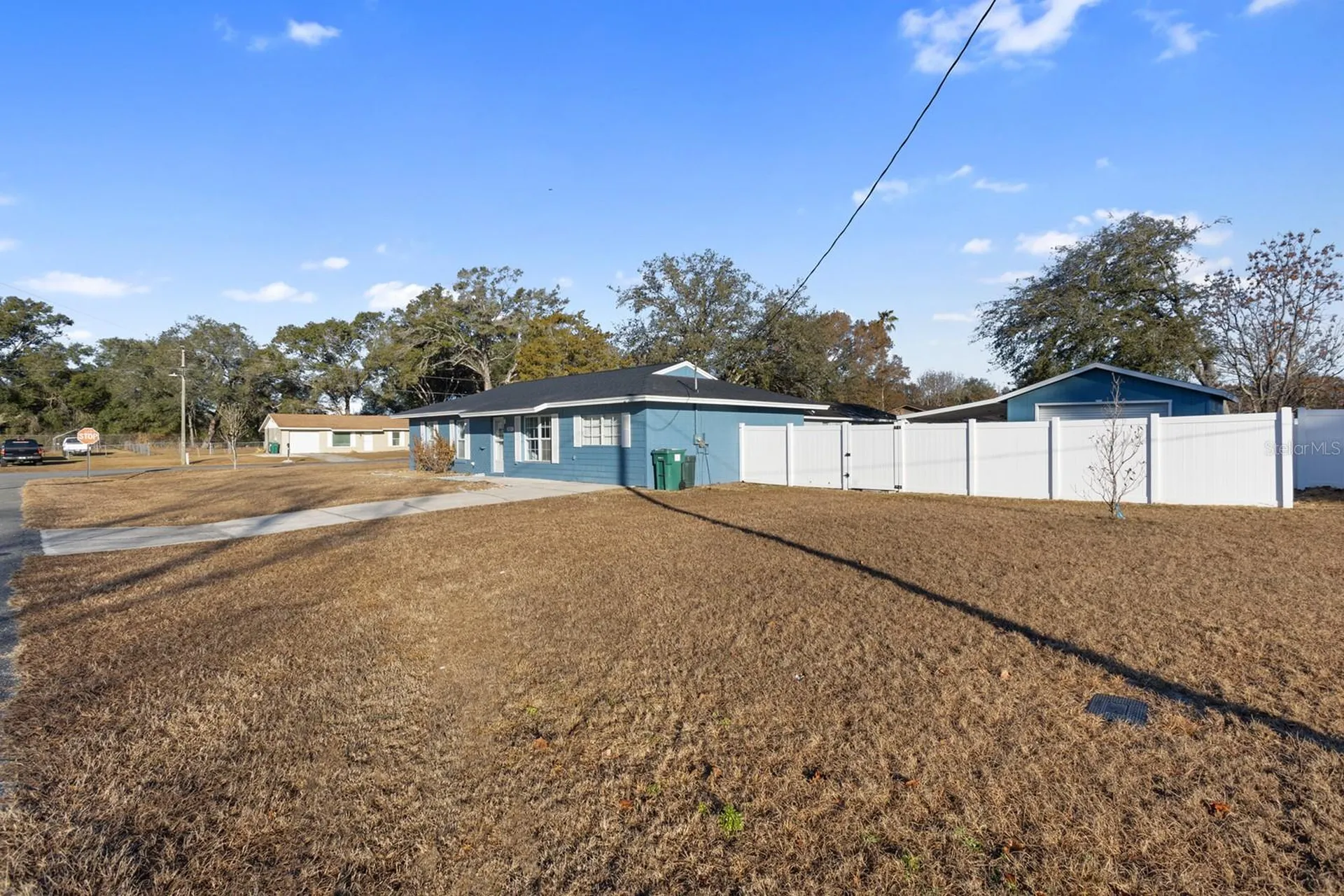 301 Magnolia Way Lady Lake FL 32159