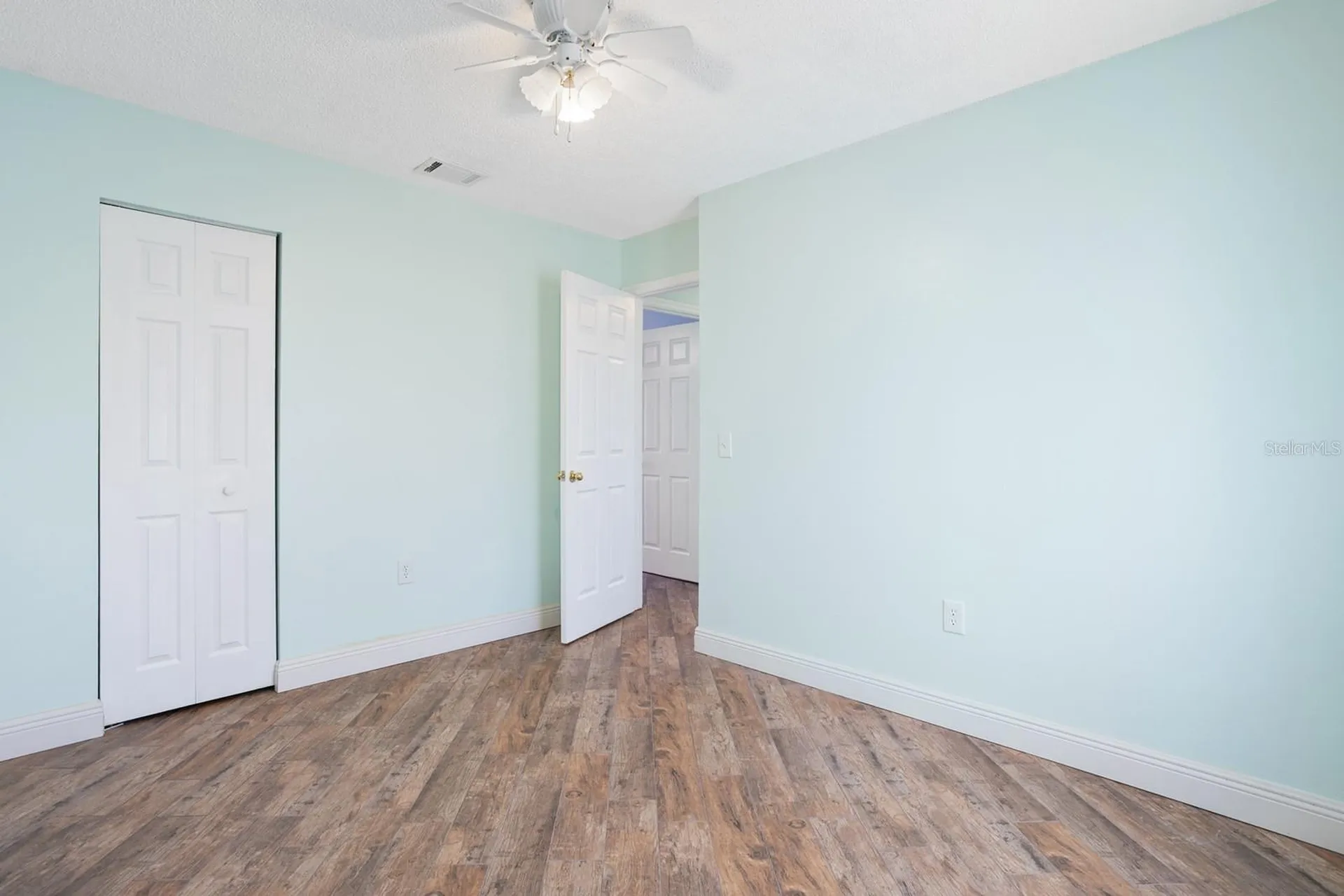 301 Magnolia Way Lady Lake FL 32159