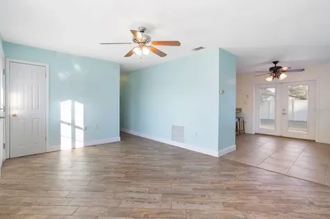 301 Magnolia Way Lady Lake FL 32159