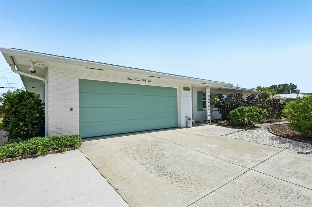 6735 Keystone Drive Sarasota FL 34231
