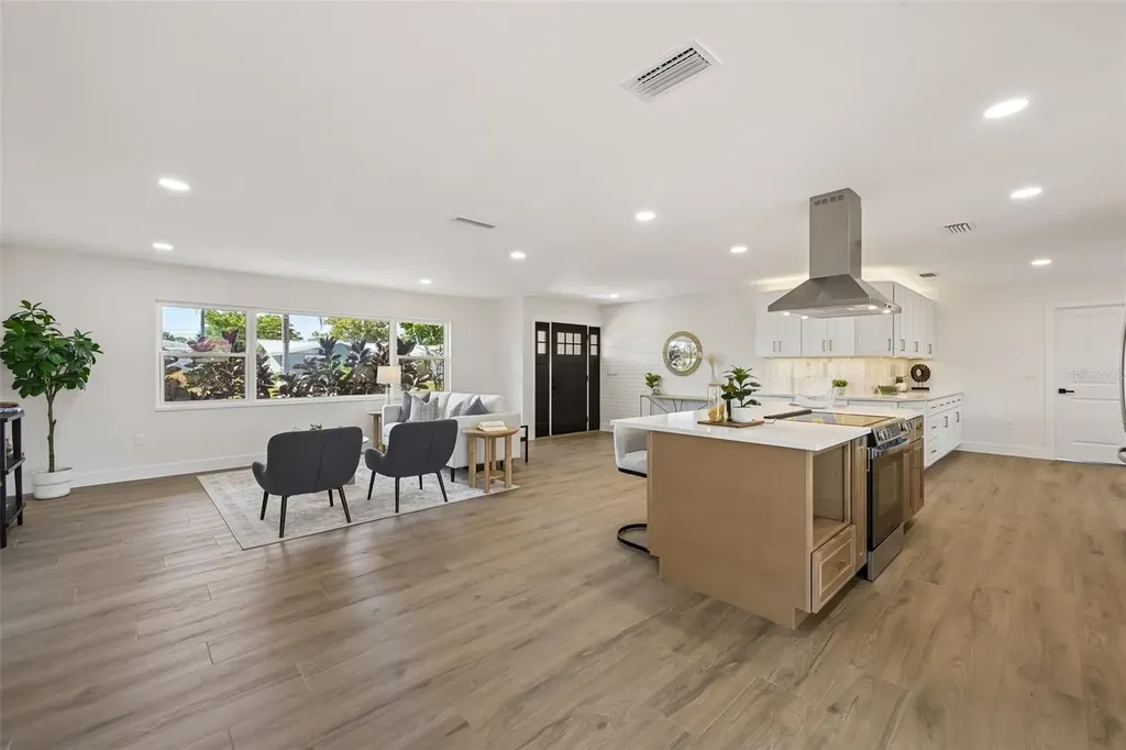 6735 Keystone Drive Sarasota FL 34231
