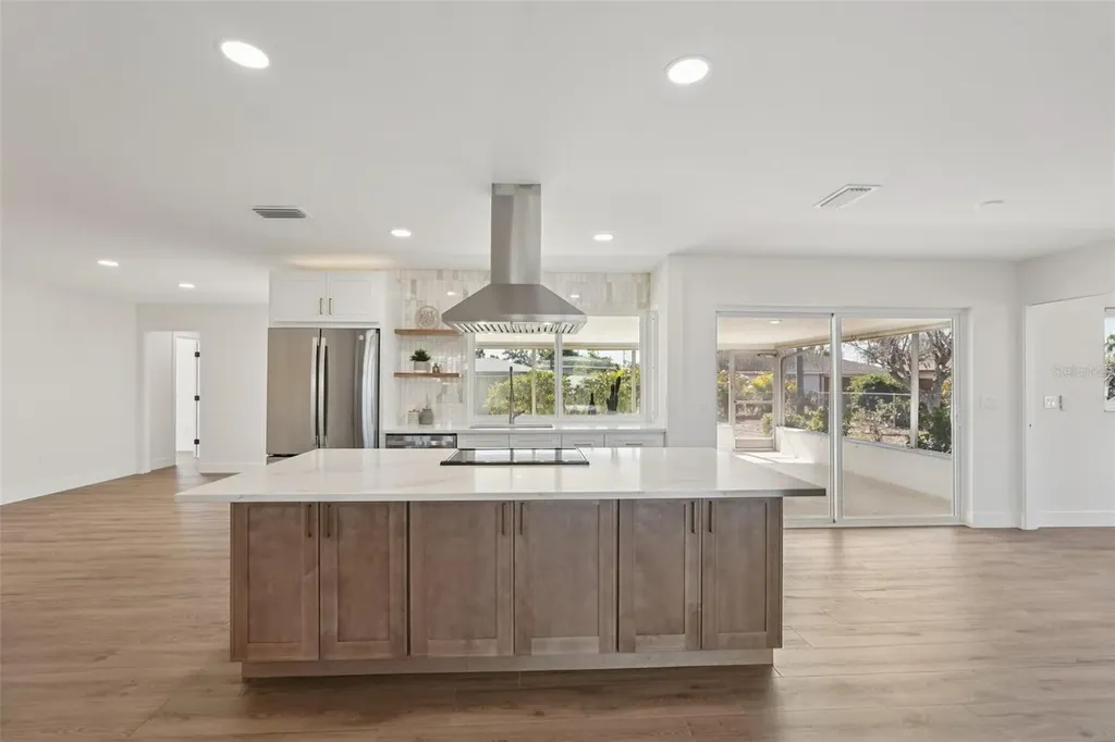 6735 Keystone Drive Sarasota FL 34231