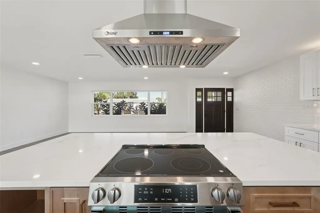 6735 Keystone Drive Sarasota FL 34231