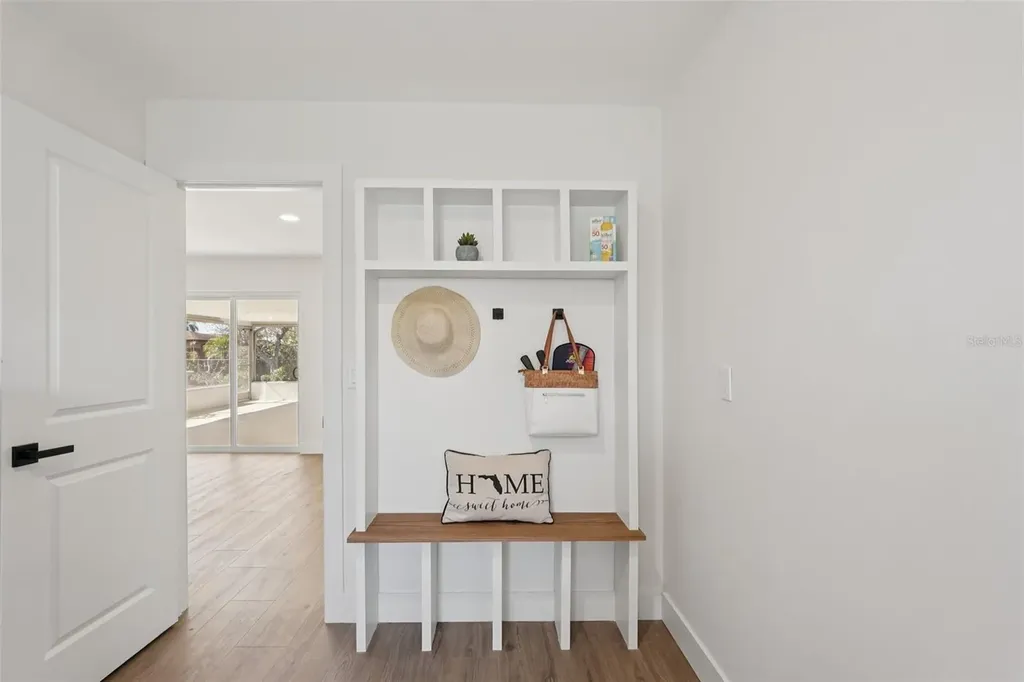 6735 Keystone Drive Sarasota FL 34231