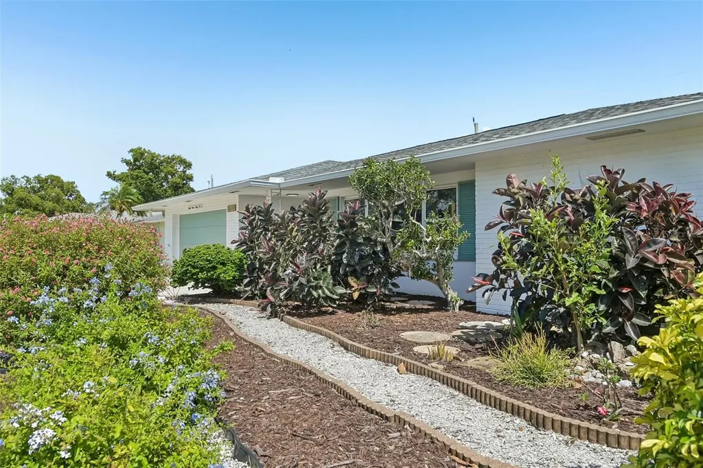 6735 Keystone Drive Sarasota FL 34231