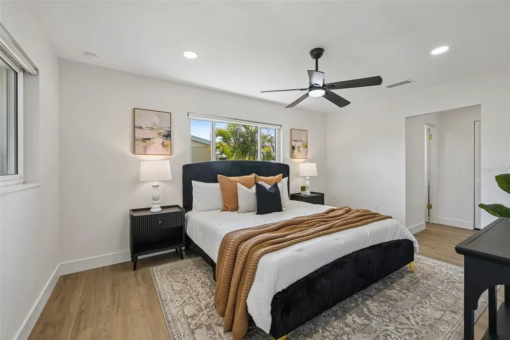 6735 Keystone Drive Sarasota FL 34231